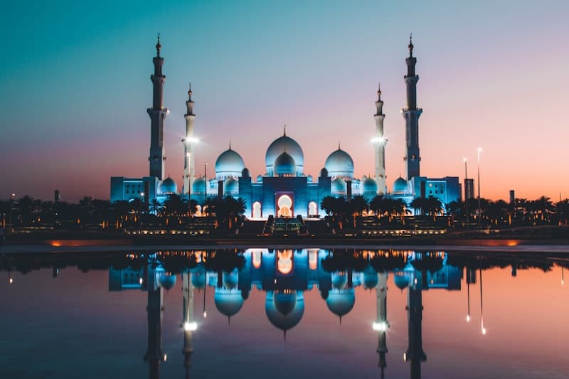 Hotels and stays in Abu Dhabi